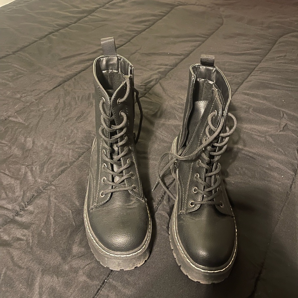 Women’s combat boots